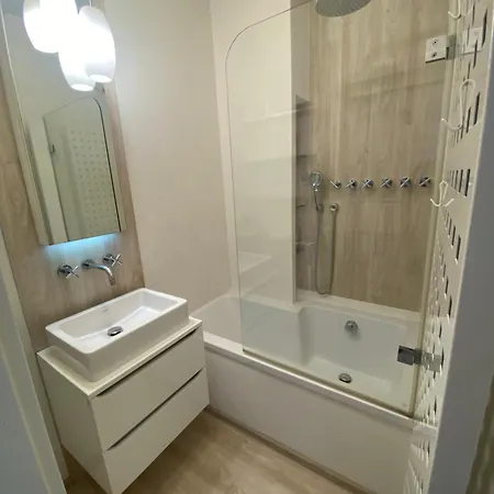 Moderny V Centre Mesta *